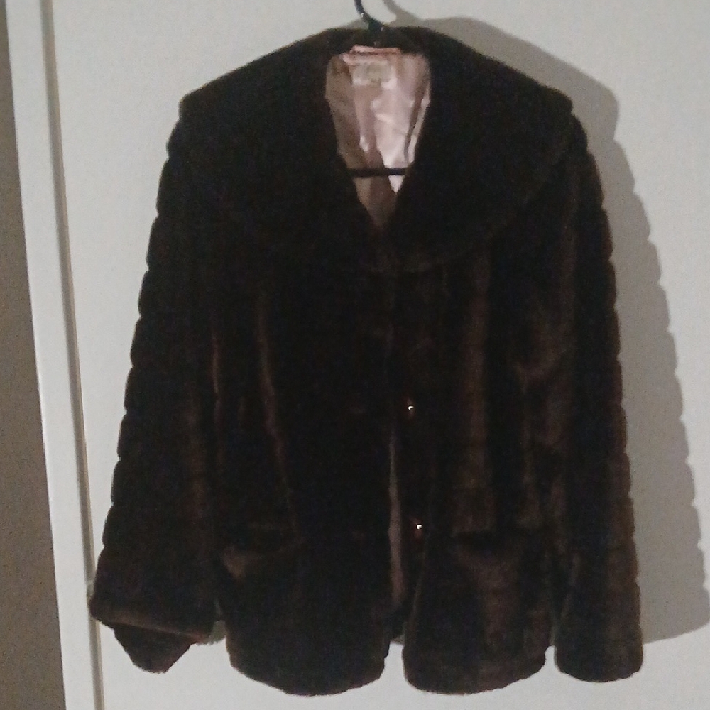 Plush Brown Teddy Jacket with Classic Lapels